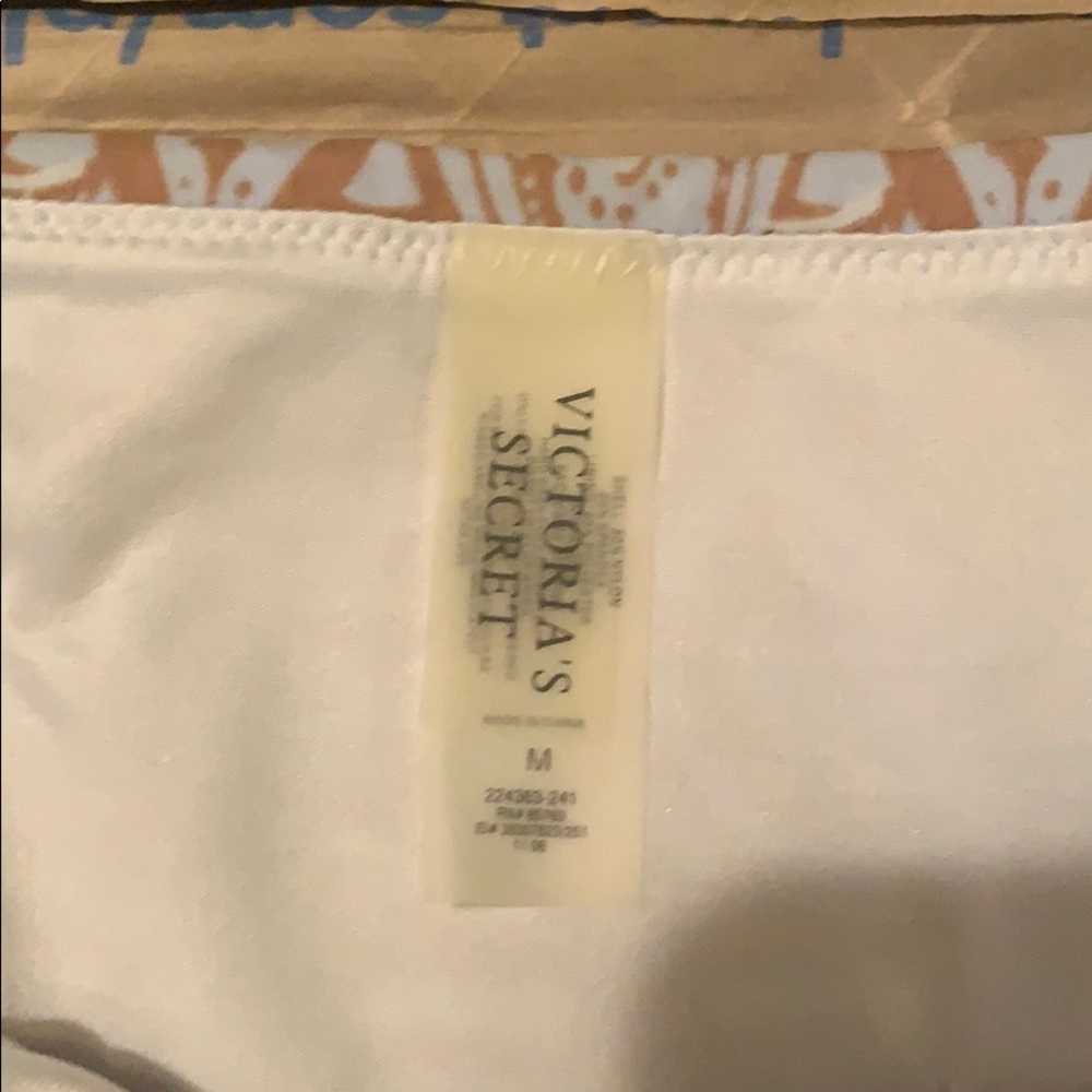 Victoria’s Secret bikini Medium - Picture 2 of 3
